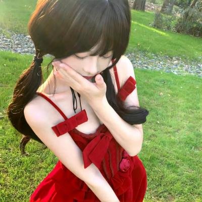冲浪女孩布鲁娜